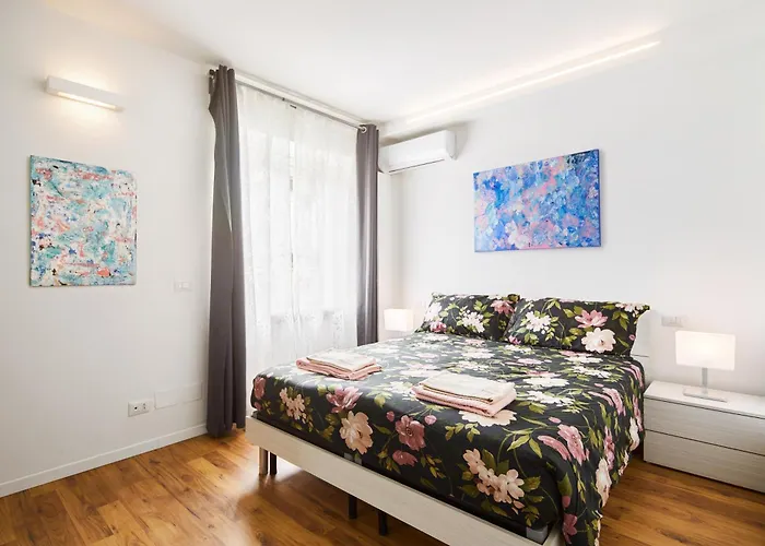 House Navigli In The Heart Of Navigli
